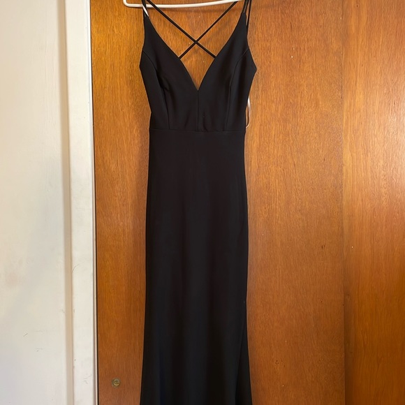 Black gown from lulus - Picture 1 of 5